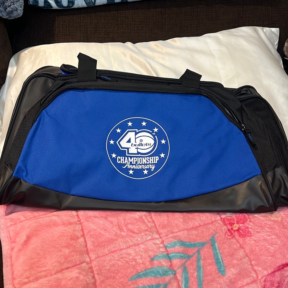 SALE 🔥🔥Collectors Washington Bullets 40th Anniversary NBA Championship Bag.